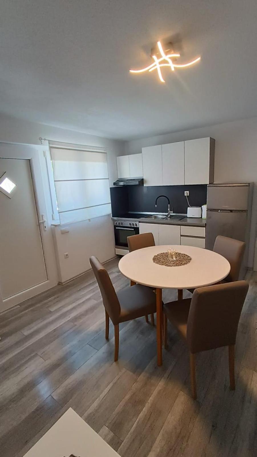 Apartments Boric Cres Esterno foto